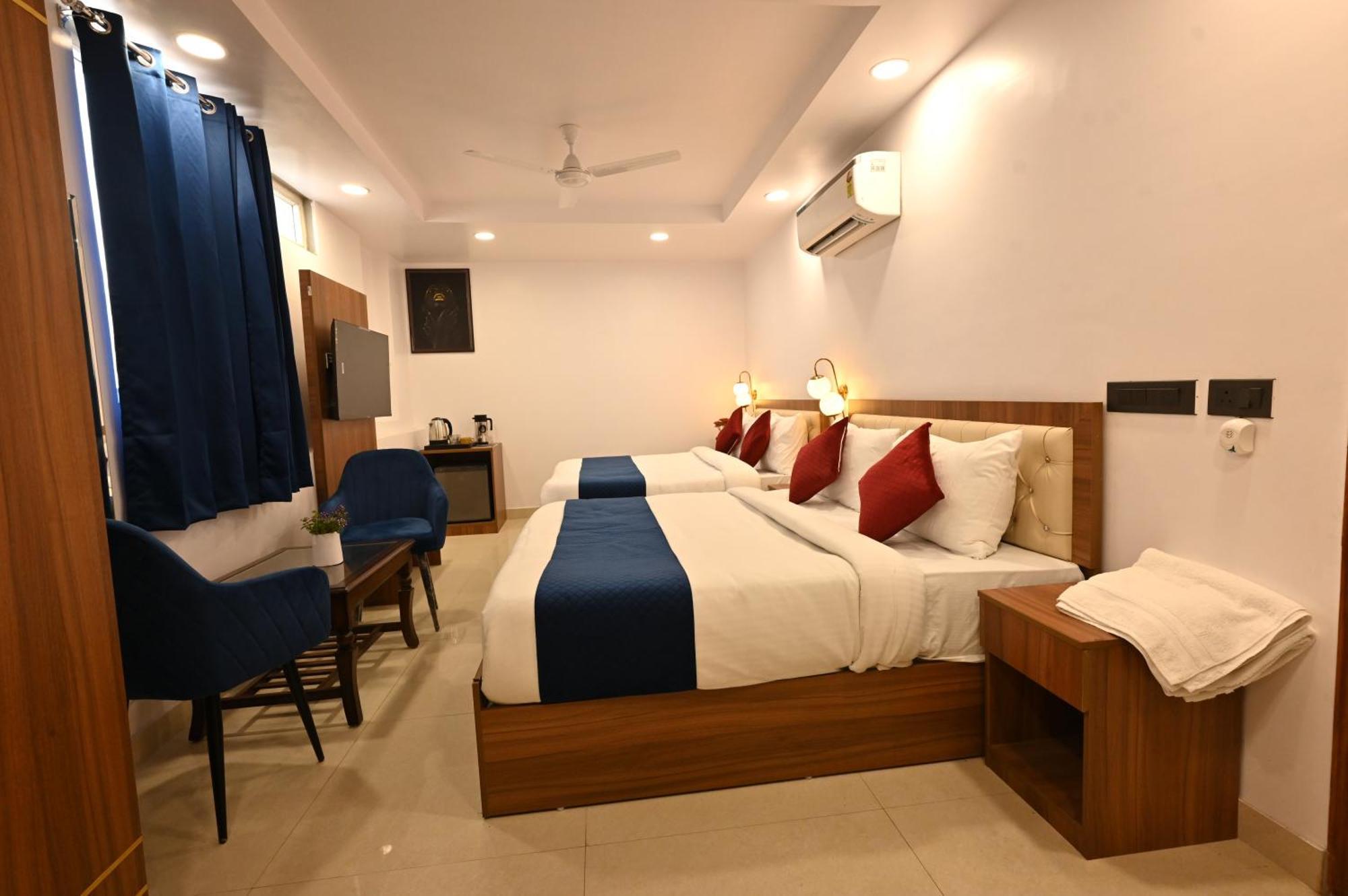 Hotel Down Town Paschim Vihar Dillí Exteriér fotografie
